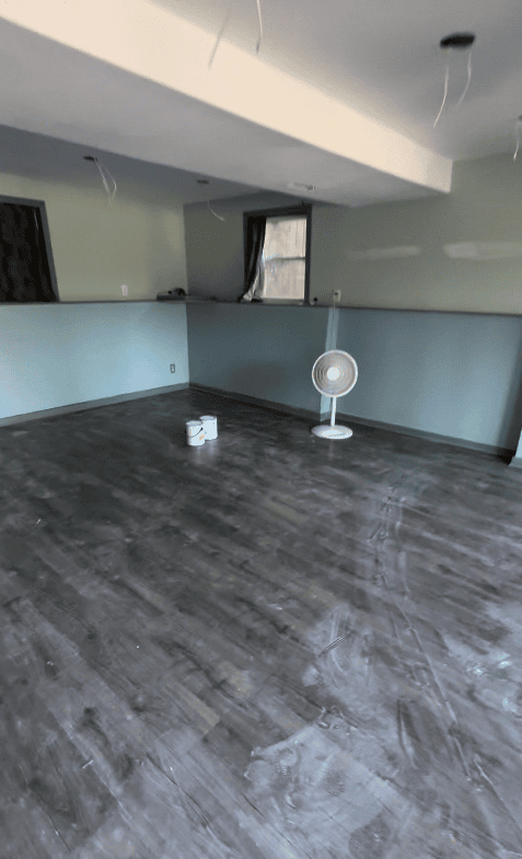 Before: living room before renovation